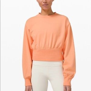 Lululemon ribbed contoured-waist crew